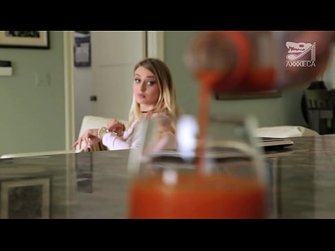 ❤️ Keçika germik bi çîtikên mezin û pisîka teng ji windaker dîk dibe, lê pir dijwar ☑ Porno li me ❌️